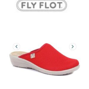 Ladies Red  FlyFlot Wide Fit Clogs size 39 US 8